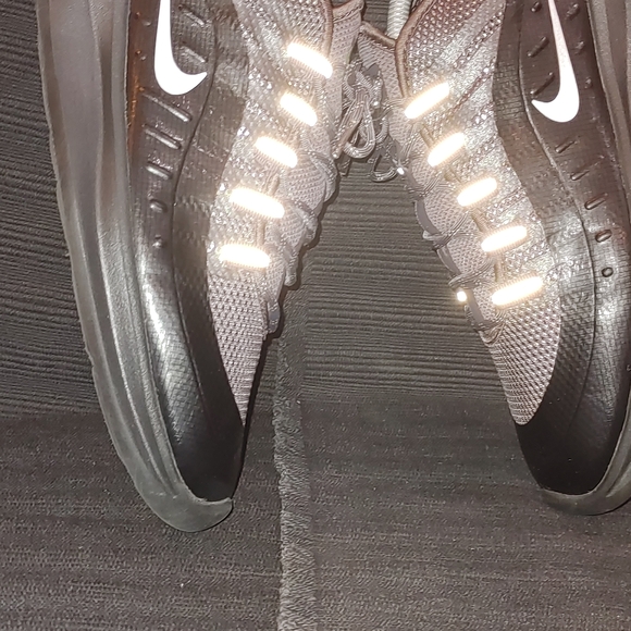 Nike ACG Gray and Black Athletic Shoes - Picture 8 of 13